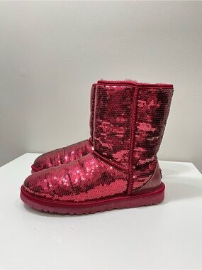 UGG Classic Short Sparkle Sequin Boots Rose Red Sheepskin Winter Booties Women 8